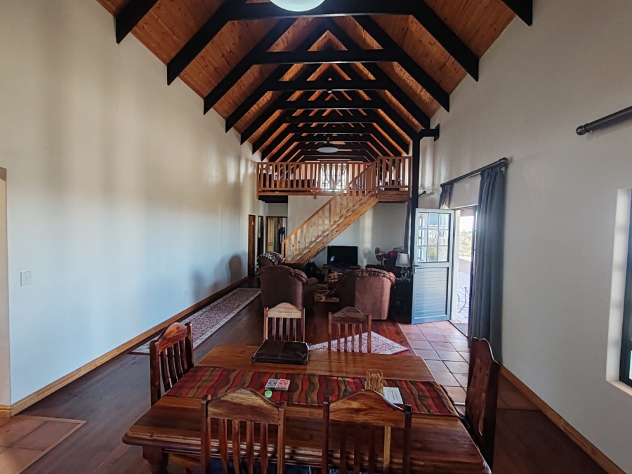 5 Bedroom Property for Sale in Hopefield Western Cape